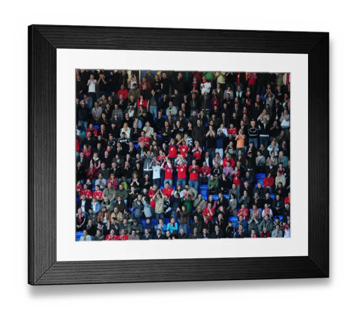 Framed Print : Clash of Titans: Reading vs. Bristol City (Season 08-09)
