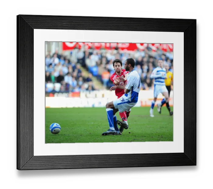 Framed Print : The Clash of the West Country Rivals: Reading vs. Bristol City - Season 08-09 Football Championship Match Framed Print : The Clash of the West Country Rivals: Reading vs. Bristol City - Season 08-09 Football Championship Match