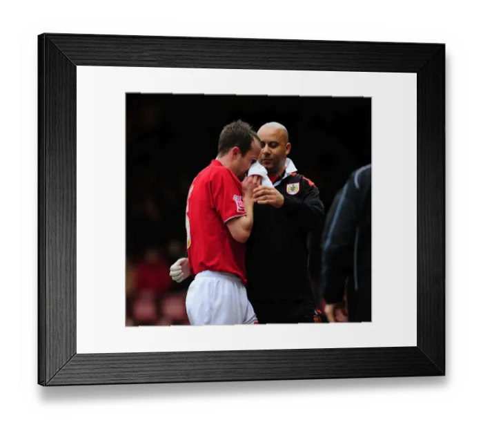 Framed Print : Bristol City vs Blackpool: A Football Rivalry (Season 08-09) Framed Print : Bristol City vs Blackpool: A Football Rivalry (Season 08-09)