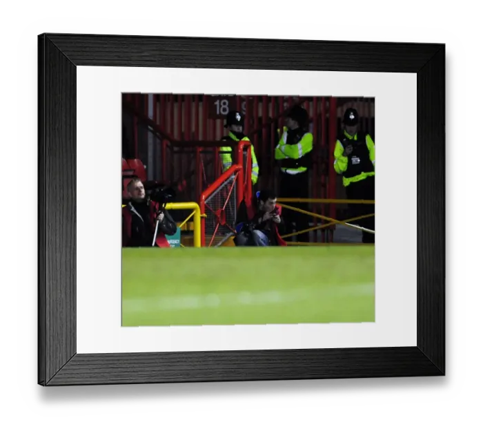 Framed Print : Bristol City vs Coventry City: 08-09 Football Showdown - A Season to Remember Framed Print : Bristol City vs Coventry City: 08-09 Football Showdown - A Season to Remember