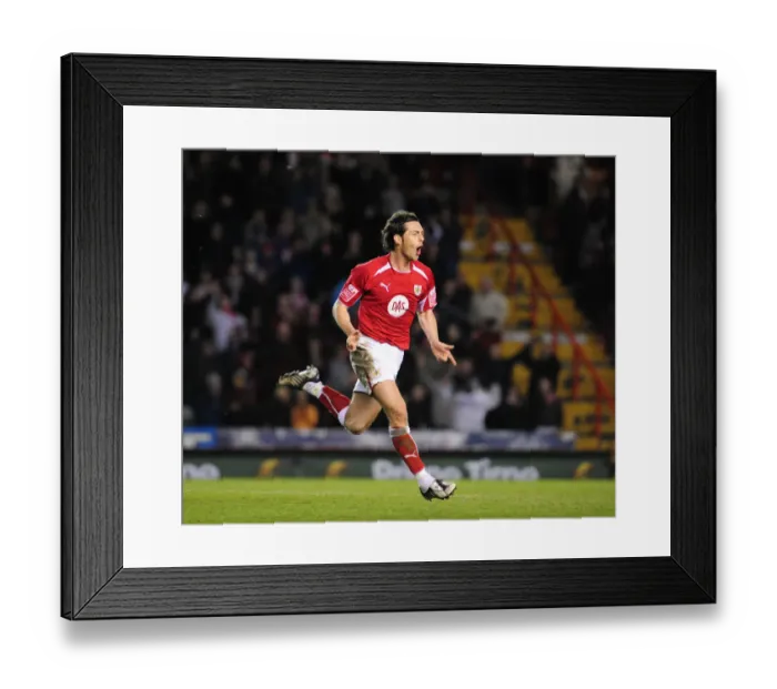 Framed Print : Bristol City vs Coventry City: A Football Rivalry from the 08-09 Season Framed Print : Bristol City vs Coventry City: A Football Rivalry from the 08-09 Season
