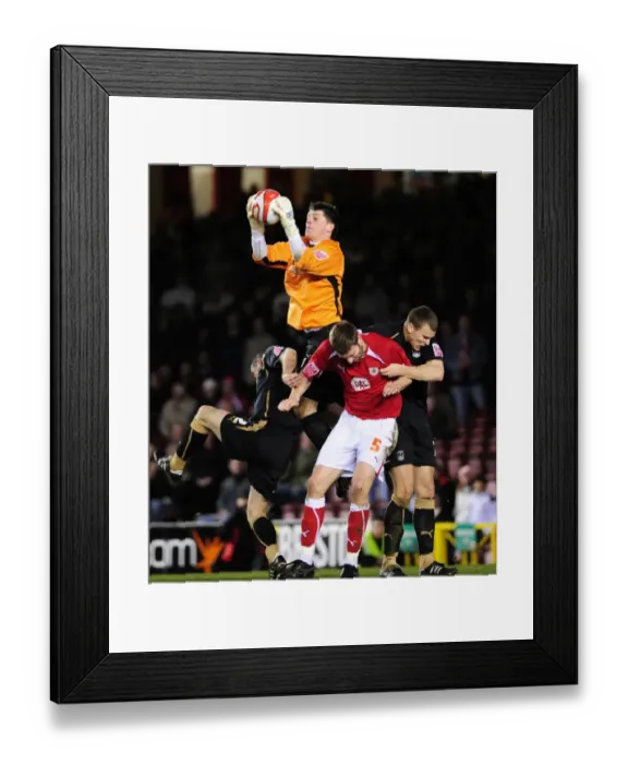 Framed Print : Bristol City vs Coventry City: A Football Rivalry from the 08-09 Season Framed Print : Bristol City vs Coventry City: A Football Rivalry from the 08-09 Season