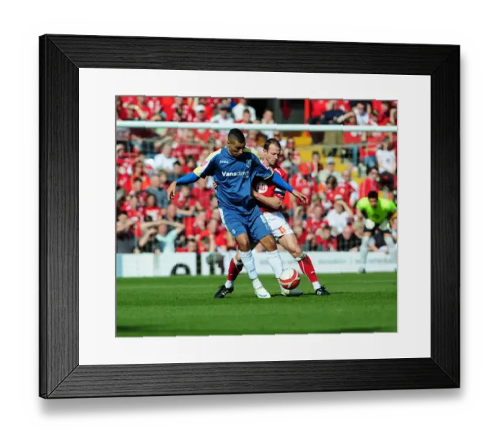 Framed Print : Bristol City vs. Cardiff City: A Football Rivalry - Season 08-09 Framed Print : Bristol City vs. Cardiff City: A Football Rivalry - Season 08-09