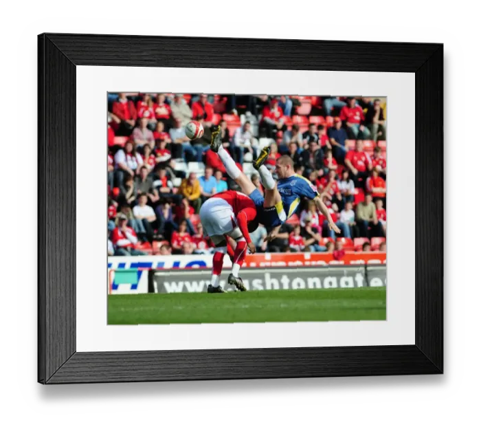 Framed Print : Bristol City vs Cardiff City: A Football Rivalry - Season 08-09 Framed Print : Bristol City vs Cardiff City: A Football Rivalry - Season 08-09