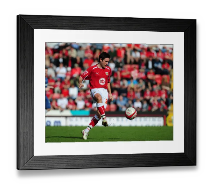 Framed Print : Bristol City First Team: Season 08-09: Bristol City V Cardiff City Framed Print : Bristol City First Team: Season 08-09: Bristol City V Cardiff City