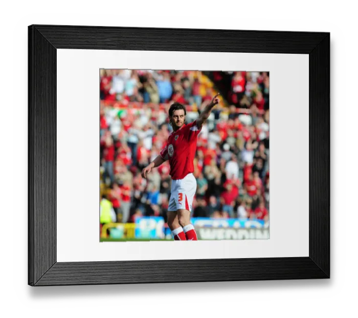Framed Print : Bristol City vs Cardiff City: A Football Rivalry - Season 08-09 Framed Print : Bristol City vs Cardiff City: A Football Rivalry - Season 08-09