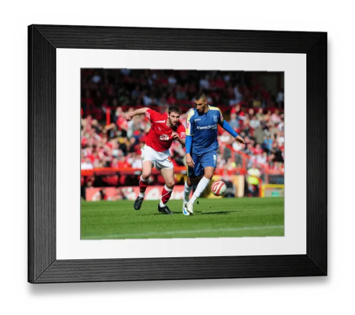 Framed Print : Bristol City vs Cardiff City: A Football Rivalry - Season 08-09 Framed Print : Bristol City vs Cardiff City: A Football Rivalry - Season 08-09