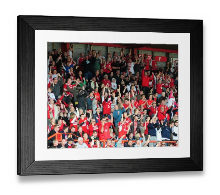 Framed Print : Bristol City vs. Cardiff City: A Football Rivalry - Season 08-09 Framed Print : Bristol City vs. Cardiff City: A Football Rivalry - Season 08-09