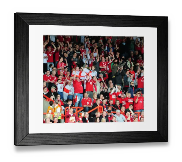 Framed Print : Bristol City vs Cardiff City: A Football Rivalry - Season 08-09 Framed Print : Bristol City vs Cardiff City: A Football Rivalry - Season 08-09