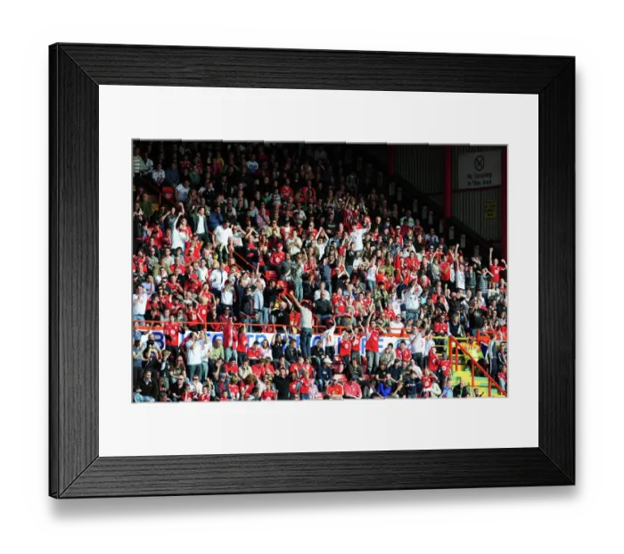 Framed Print : Bristol City V Cardiff City Framed Print : Bristol City V Cardiff City