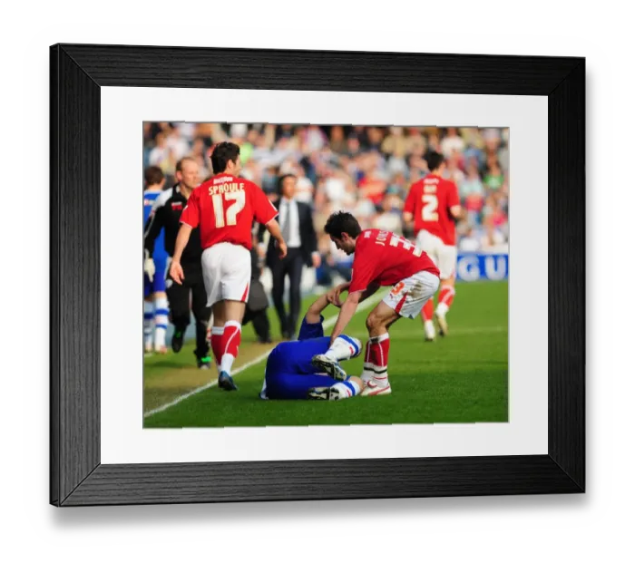 Framed Print : Battle of the Terraces: QPR vs. Bristol City - Football Rivalry (Season 08-09) Framed Print : Battle of the Terraces: QPR vs. Bristol City - Football Rivalry (Season 08-09)