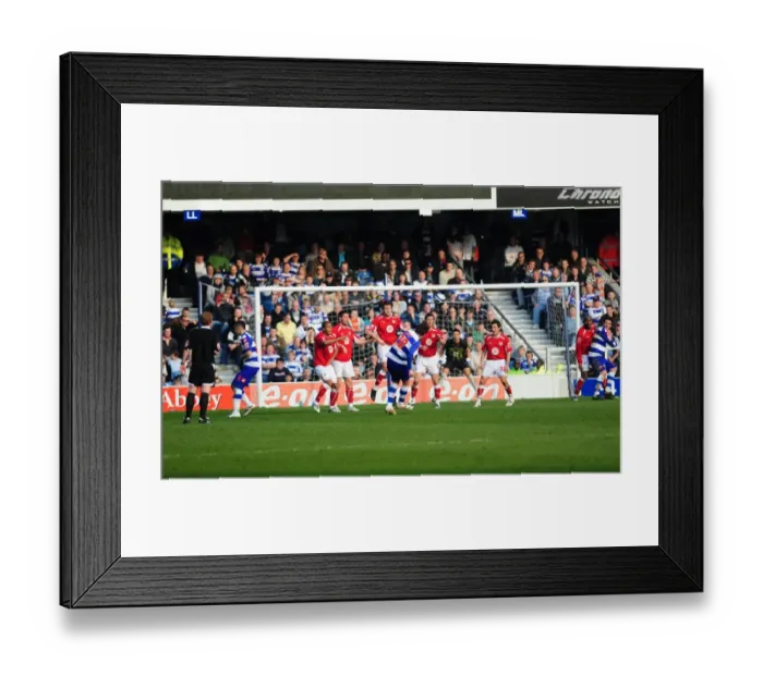 Framed Print : Battling Bristolians: QPR vs. Bristol City Rivalry - Season 08-09 Framed Print : Battling Bristolians: QPR vs. Bristol City Rivalry - Season 08-09