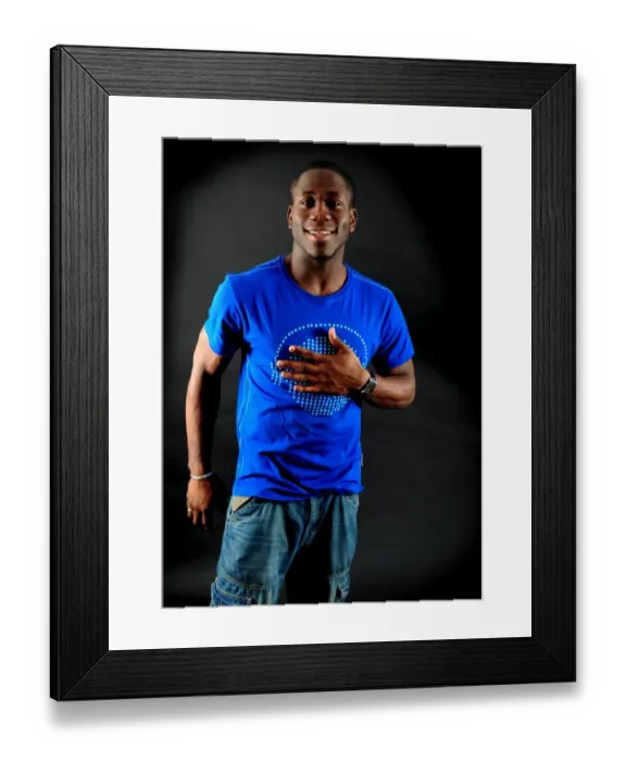 Framed Print : John Akinde: A Beacon of Determination in Bristol City's 08-09 Season Framed Print : John Akinde: A Beacon of Determination in Bristol City's 08-09 Season