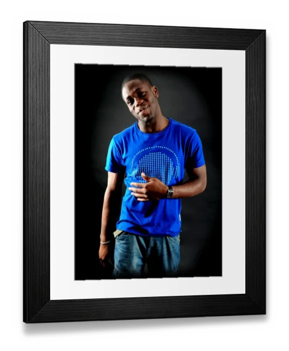 Framed Print : John Akinde: A Symbol of Determination in Bristol City's 08-09 Season Framed Print : John Akinde: A Symbol of Determination in Bristol City's 08-09 Season