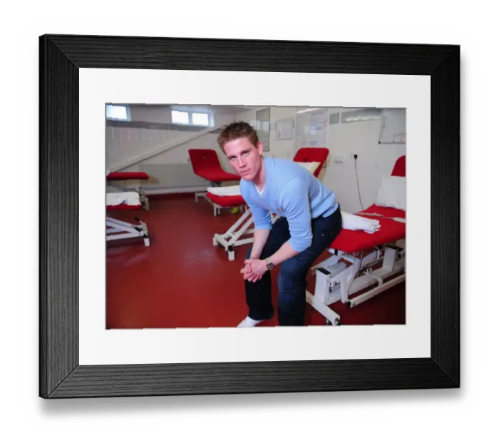 Framed Print : Portrait of Determination: Christian Ribeiro in Bristol City Football Club's 08-09 Season Framed Print : Portrait of Determination: Christian Ribeiro in Bristol City Football Club's 08-09 Season