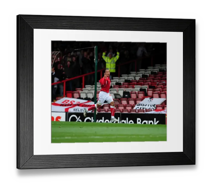 Framed Print : Bristol City vs Preston North End: A Football Rivalry from the 08-09 Season Framed Print : Bristol City vs Preston North End: A Football Rivalry from the 08-09 Season