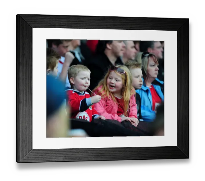 Framed Print : Clash of the Titans: Bristol City vs Preston North End - Season 8-9 Framed Print : Clash of the Titans: Bristol City vs Preston North End - Season 8-9