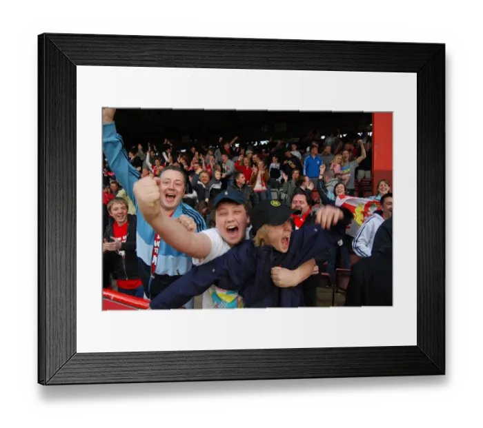Framed Print : Bristol City vs Preston North End: A Football Rivalry - Season 08-09 Framed Print : Bristol City vs Preston North End: A Football Rivalry - Season 08-09
