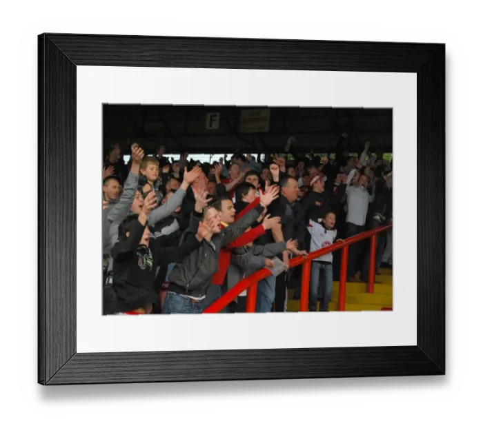 Framed Print : Bristol City vs Preston North End: A Football Rivalry Unfolds - Season 08-09 Showdown Framed Print : Bristol City vs Preston North End: A Football Rivalry Unfolds - Season 08-09 Showdown
