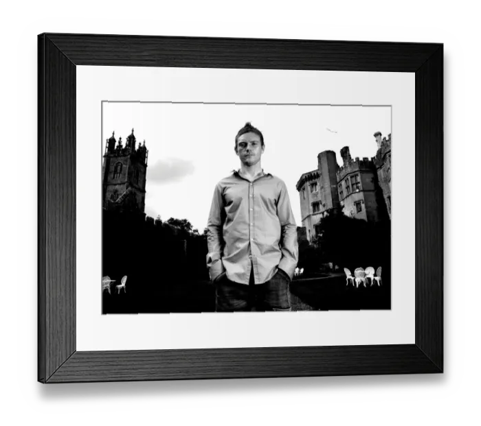 Framed Print : Determination Personified: Brian Wilson in Bristol City Football Club Colors, 08-09 Framed Print : Determination Personified: Brian Wilson in Bristol City Football Club Colors, 08-09