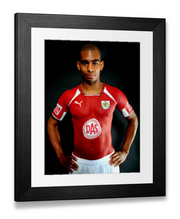 Framed Print : Marvin Elliott Framed Print : Marvin Elliott