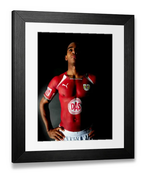 Framed Print : Marvin Elliott: A Beacon of Determination, Portraits 08-09