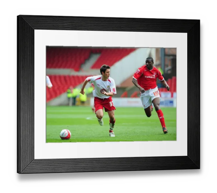 Framed Print : The Clash of Rivalries: Nottingham Forest vs. Bristol City - Season 08-09