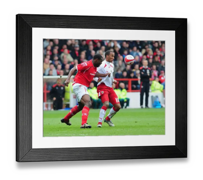 Framed Print : Nicky Maynard and Wes Brown tussle