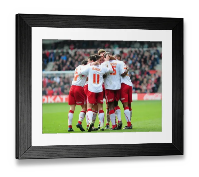 Framed Print : Bristol city celebrate Dele Adebola goal Framed Print : Bristol city celebrate Dele Adebola goal