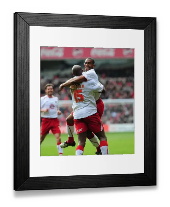 Framed Print : Bristol City vs. Nottingham Forest: A Football Rivalry - Season 8-9 (Nottingham Forest v Bristol City)