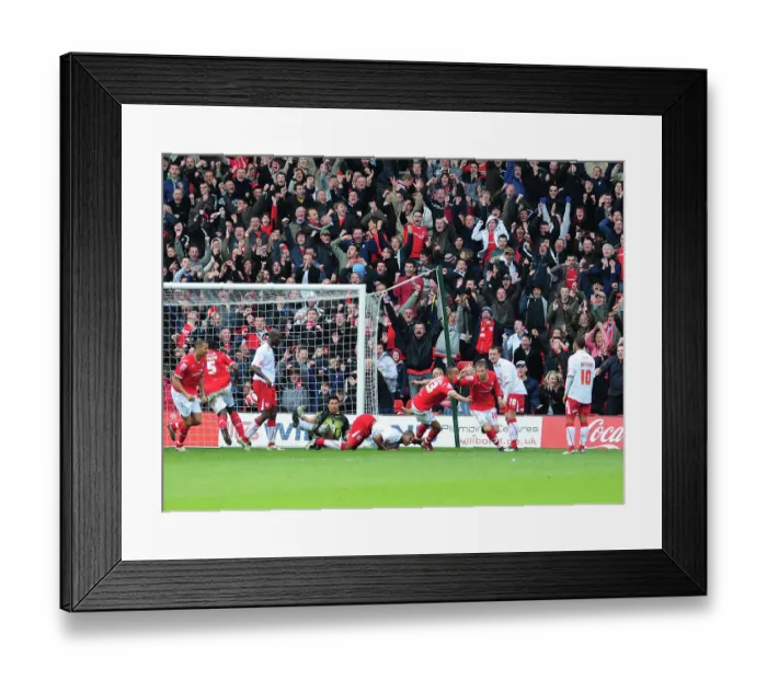 Framed Print : The Rivalry Roars: Nottingham Forest vs. Bristol City - Season 08-09 Football Match Framed Print : The Rivalry Roars: Nottingham Forest vs. Bristol City - Season 08-09 Football Match