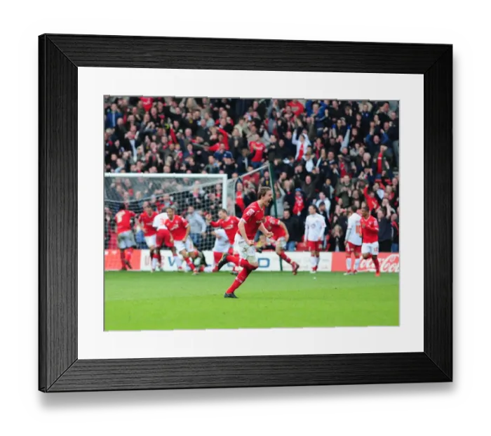 Framed Print : chris Gunter celebrates forests winner