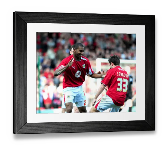 Framed Print : Bristol City vs Ipswich Town: 08-09 Showdown - A Seasonal First Team Clash