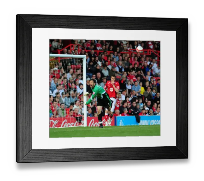 Framed Print : Bristol City vs Ipswich Town: A Season 08-09 Showdown - The First Team Clash Framed Print : Bristol City vs Ipswich Town: A Season 08-09 Showdown - The First Team Clash