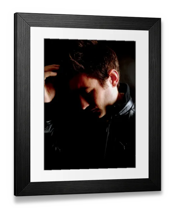 Framed Print : Lee Johnson: Portrait of Determination - Bristol City Football Club, 08-09 Season Framed Print : Lee Johnson: Portrait of Determination - Bristol City Football Club, 08-09 Season