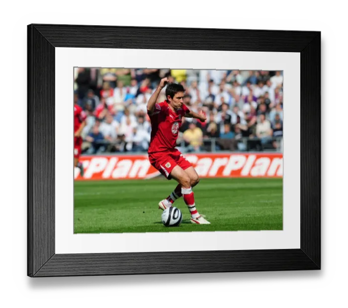 Framed Print : Swansea vs. Bristol City: A Football Rivalry (Season 08-09) Framed Print : Swansea vs. Bristol City: A Football Rivalry (Season 08-09)