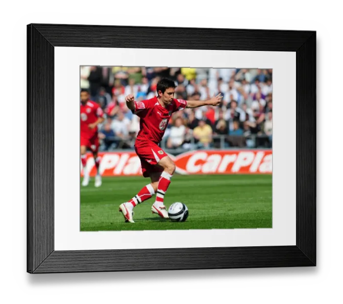 Framed Print : Swansea vs. Bristol City: The Intense Football Rivalry (Season 08-09) Framed Print : Swansea vs. Bristol City: The Intense Football Rivalry (Season 08-09)
