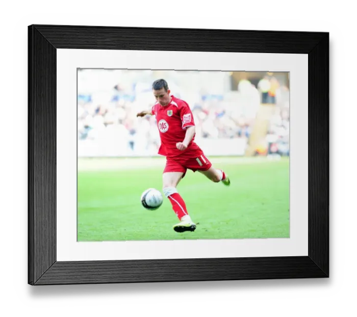 Framed Print : The Swans vs. Robins Rivalry: A Season 08-09 Clash - Swansea City vs. Bristol City Framed Print : The Swans vs. Robins Rivalry: A Season 08-09 Clash - Swansea City vs. Bristol City