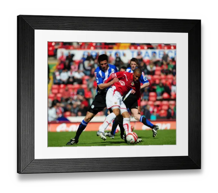 Framed Print : Bristol City vs Sheffield Wednesday: A Football Rivalry from the 08-09 Season Framed Print : Bristol City vs Sheffield Wednesday: A Football Rivalry from the 08-09 Season