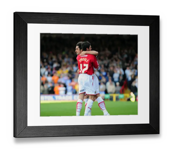 Framed Print : Bristol City vs Sheffield Wednesday: Clash of the Championship Titans (08-09) Framed Print : Bristol City vs Sheffield Wednesday: Clash of the Championship Titans (08-09)