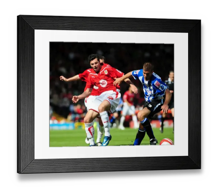 Framed Print : Bristol City vs Sheffield Wednesday: Clash of the Championship Titans (08-09)