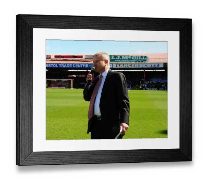 Framed Print : Bristol City vs Sheffield Wednesday: A Football Rivalry from the 08-09 Season Framed Print : Bristol City vs Sheffield Wednesday: A Football Rivalry from the 08-09 Season