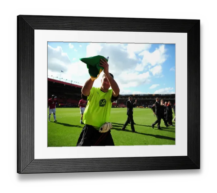 Framed Print : Bristol City vs Sheffield Wednesday: A Football Rivalry Unfolds - Season 08-09 Showdown Framed Print : Bristol City vs Sheffield Wednesday: A Football Rivalry Unfolds - Season 08-09 Showdown