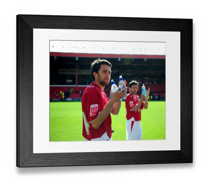 Framed Print : A Football Rivalry: Bristol City vs Sheffield Wednesday - Season 08-09 Framed Print : A Football Rivalry: Bristol City vs Sheffield Wednesday - Season 08-09