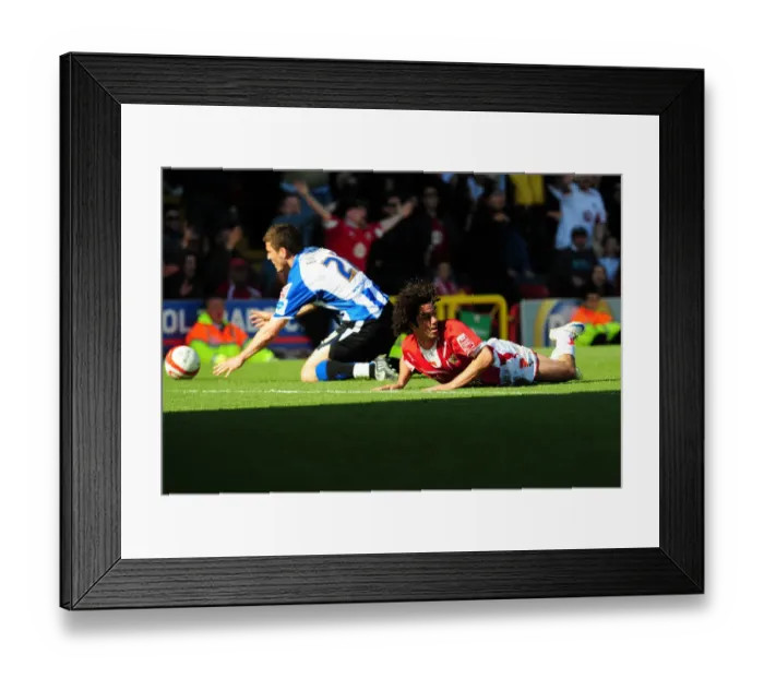 Framed Print : Bristol City vs Sheffield Wednesday: A Football Rivalry from the 08-09 Season