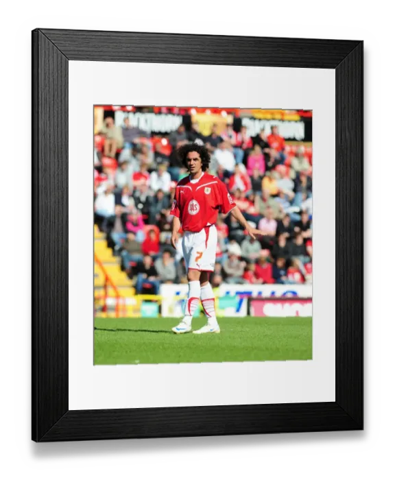Framed Print : Bristol City vs Sheffield Wednesday: A Football Rivalry Unfolds - 08-09 Season Framed Print : Bristol City vs Sheffield Wednesday: A Football Rivalry Unfolds - 08-09 Season