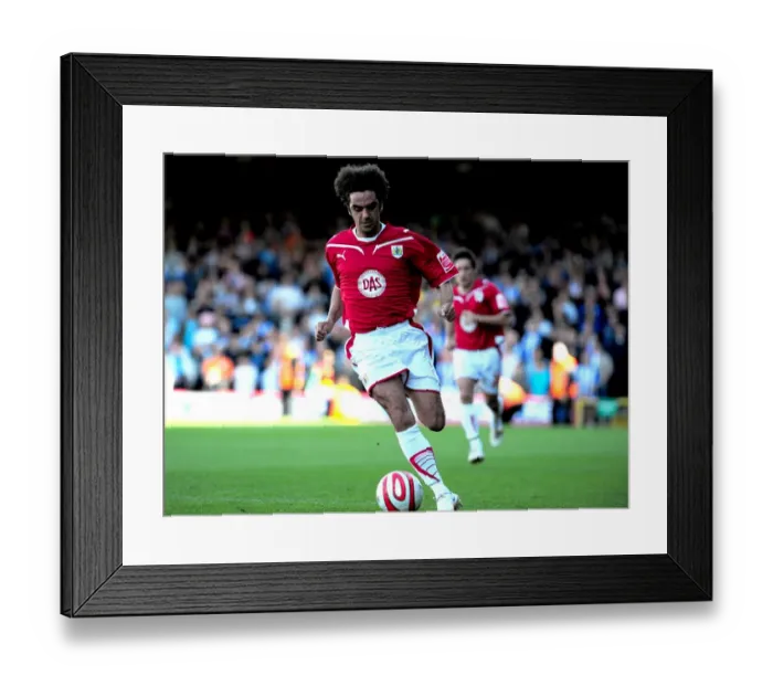 Framed Print : Scott Murray in Action: Bristol City vs Sheffield Wednesday