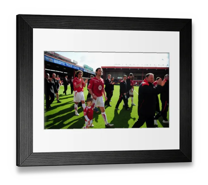 Framed Print : Bristol City vs Sheffield Wednesday: A Football Rivalry - Season 8-9 Framed Print : Bristol City vs Sheffield Wednesday: A Football Rivalry - Season 8-9