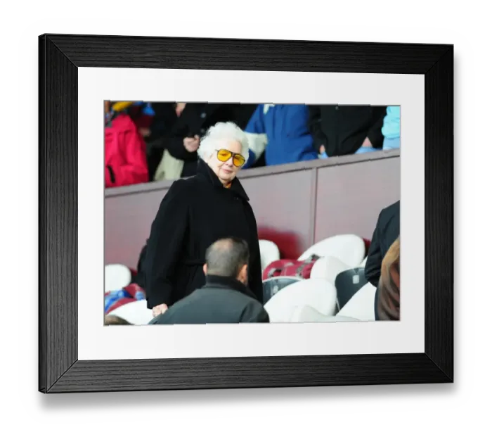 Framed Print : Marina Dolman