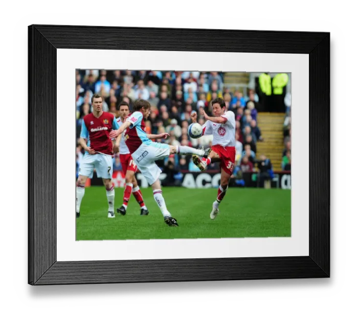 Framed Print : Lee Johnson blocks Graham Alexanders clearance